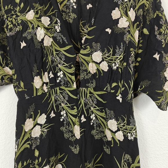 Reformation Lemongrass Floral Boho Wide Leg Jumpsuit V-neck Peek-a-boo Bodice 10 - Picture 10 of 16